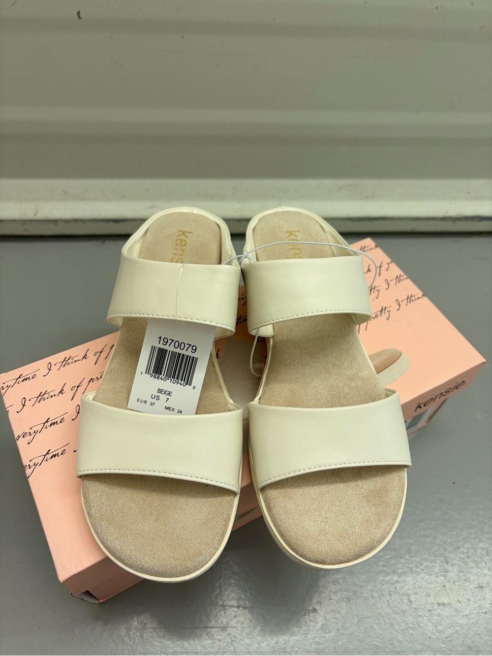 NWT Kensie Endy Comfort Double Strap Slide Sandals Beige Size 7
